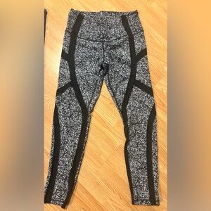 Black and White Lulu leggings